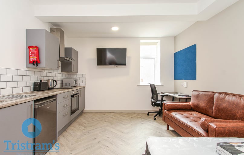 Victoria Street, Derby - Image 1