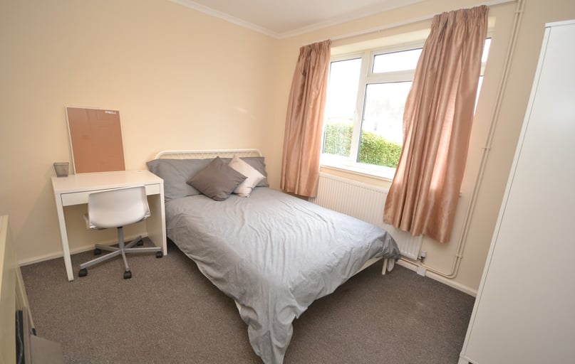 Shelley Avenue, Clifton, Nottingham - Image 1