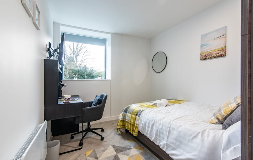 Broadgate, Ground Floor Ensuite - Image 1