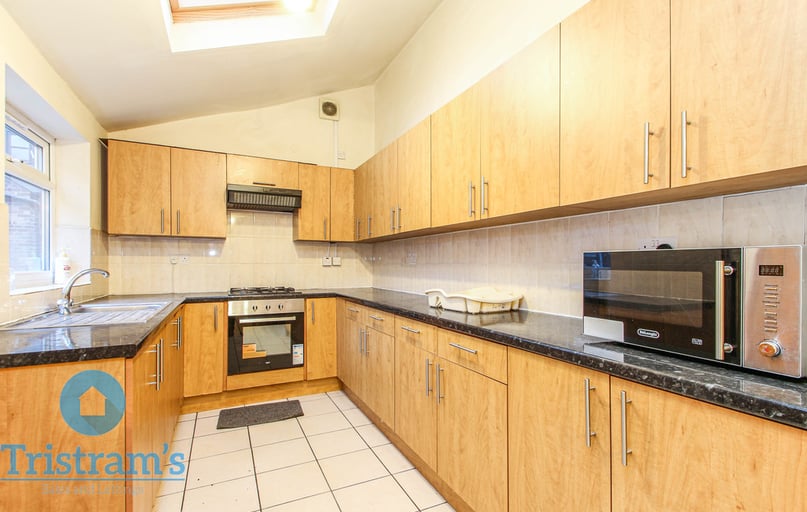 Bute Avenue, Nottingham - Image 1