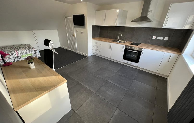 Fletcher Road, Nottingham - Image 1