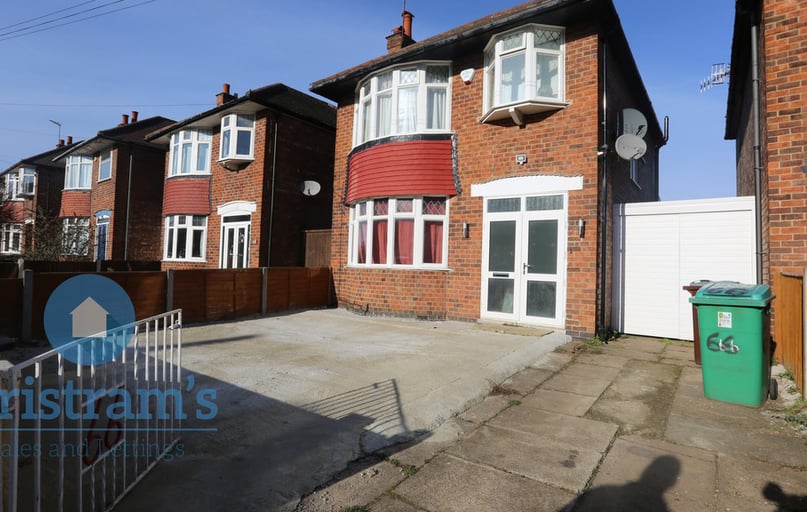 Ranelagh Grove, Wollaton, Nottingham - Image 1