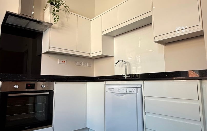 Charnwood Grove, West Bridgford, Nottingham - Image 1