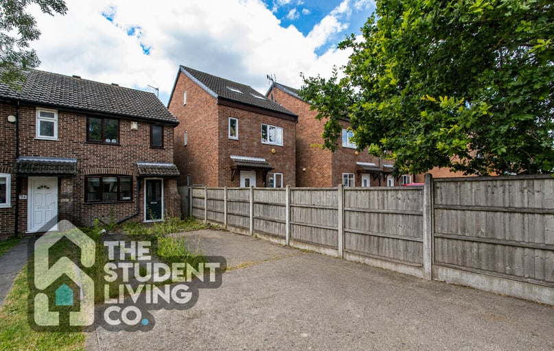 Lace Street, Dunkirk, Nottingham - Image 1