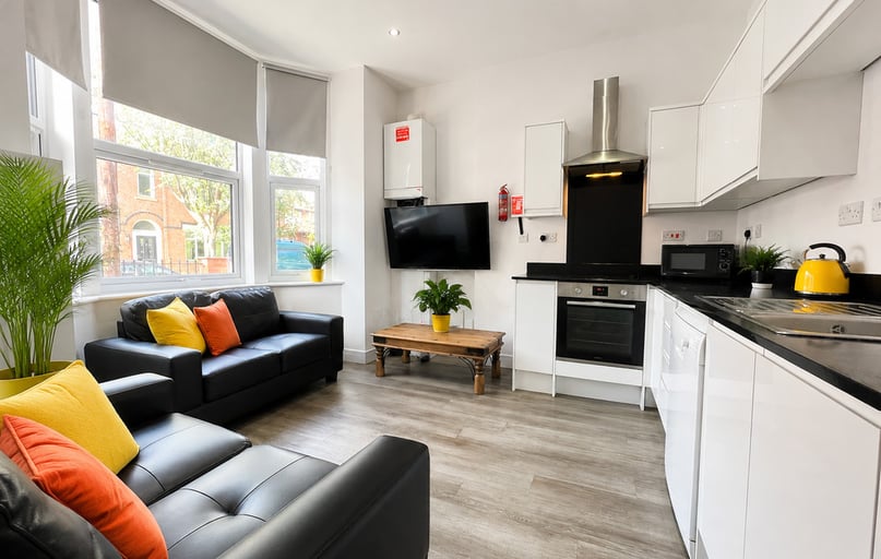 Charnwood Grove, West Bridgford, Nottingham - Image 1