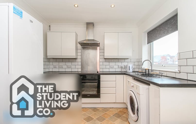 Loughborough Road, West Bridgford, Nottingham - Image 1