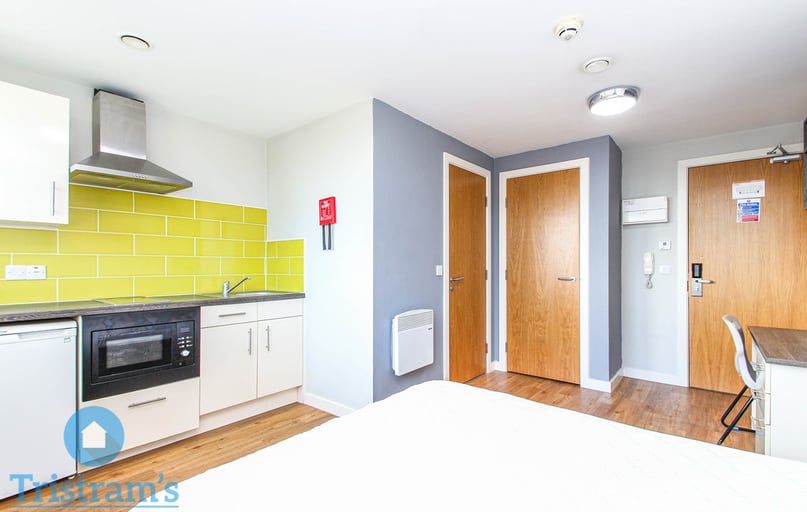 Hounds Gate, Nottingham - Image 1