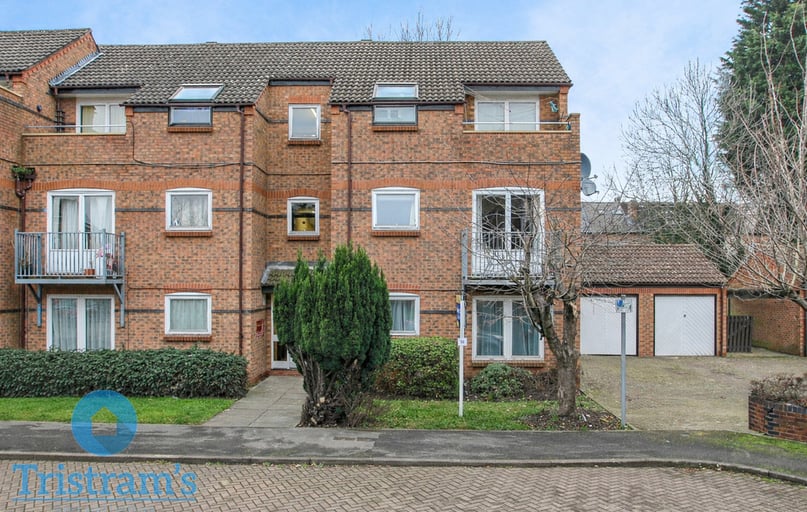 Tonnelier Road, Nottingham - Image 1