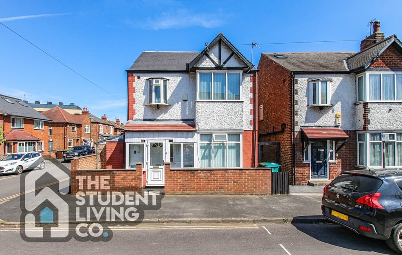 Greenfield Street, Dunkirk, Nottingham - Image 1