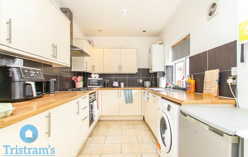 Loughborough Road, Nottingham - Image 1