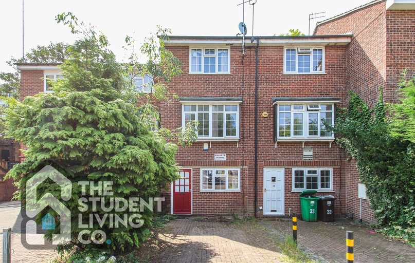 Bluecoat Close, Arboretum, Nottingham - Image 1