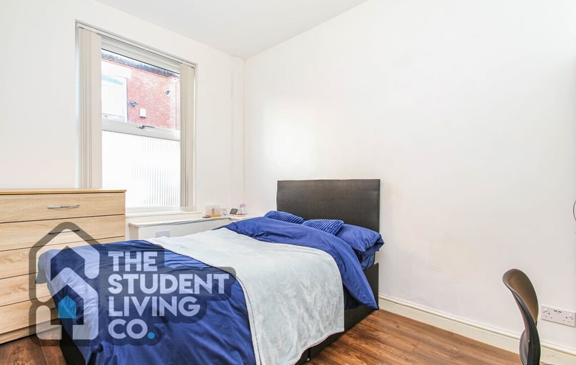Cloister Street, Dunkirk, Nottingham - Image 1