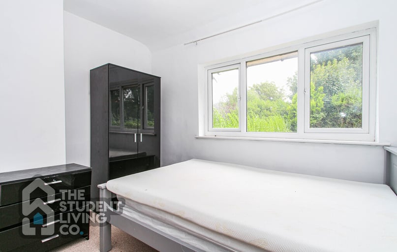 Wensor Avenue, Lenton Abbey, Nottingham - Image 1