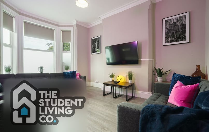 Larkdale Street, Radford, Nottingham - Image 1