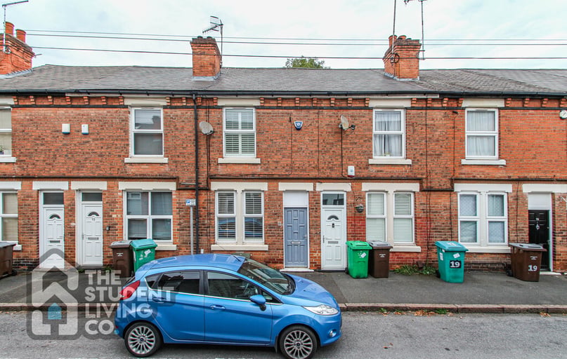 Warwick Street, Dunkirk, Nottingham - Image 1