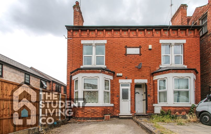 Radcliffe Mount, West Bridgford, Nottingham - Image 1