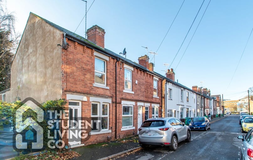 Warwick Street, Dunkirk, Nottingham - Image 1