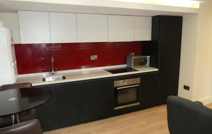 Park Crescent, Manchester - Image 1