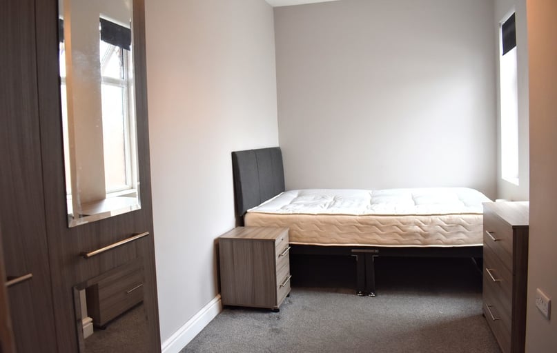 Broadhurst Street, Cheadle, Manchester - Image 1