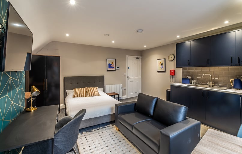 Derby Road, Arboretum, Nottingham - Image 1