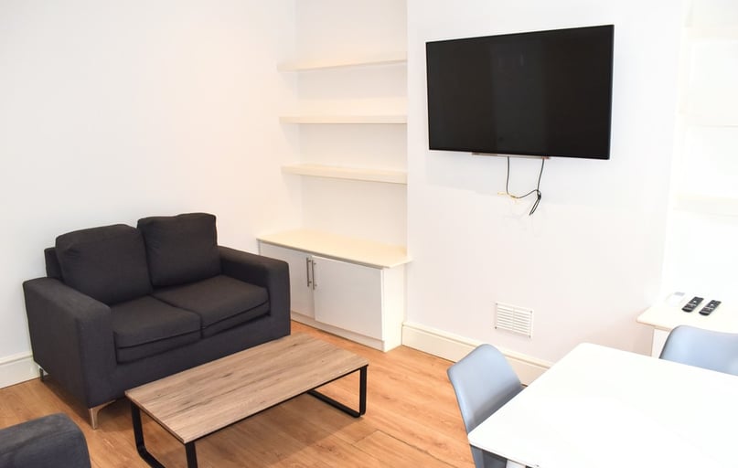 Acomb Street, Rusholme, Manchester - Image 1