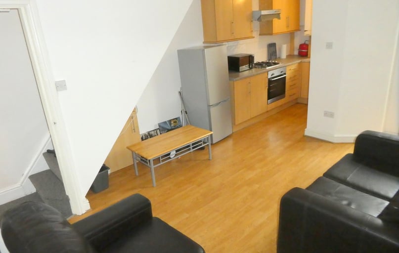 St. Ives Road, Rusholme, Manchester - Image 1