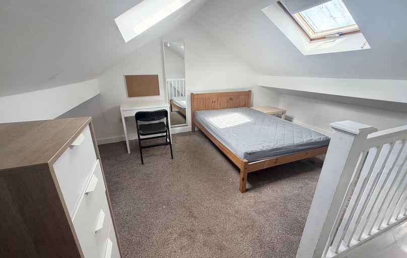 Carlton Avenue, Rusholme, Manchester - Image 1