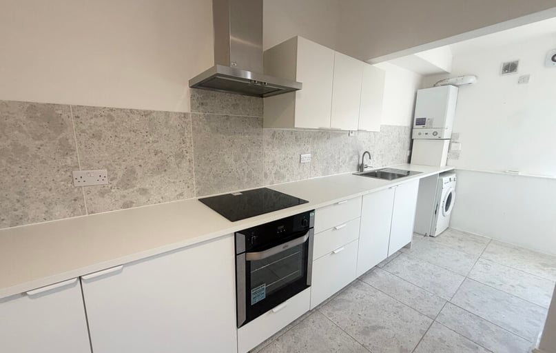 Carlton Avenue, Rusholme, Manchester - Image 1
