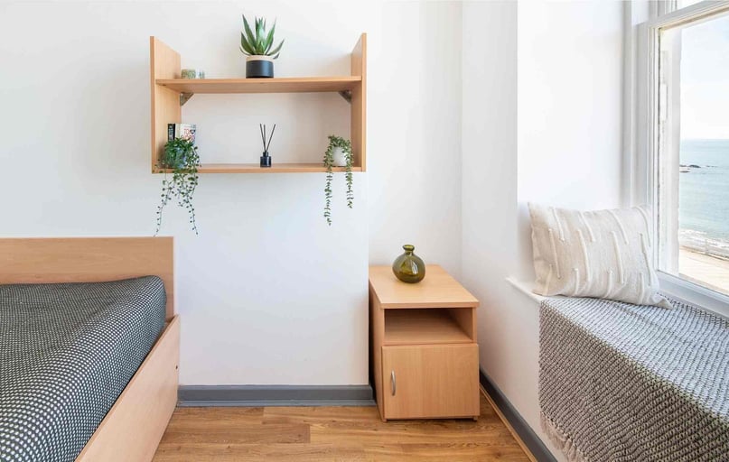 Silver Double Room with View, Alexandra Hall, Victoria Terrace, City Centre, Aberystwyth - Image 1