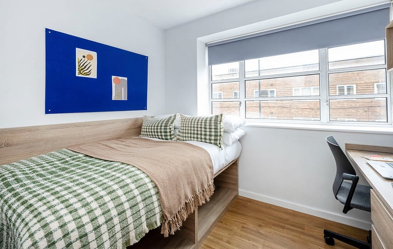 Gold Plus Room, St Andrews Gardens, 21 Moor Place, City Centre, Liverpool - Image 1