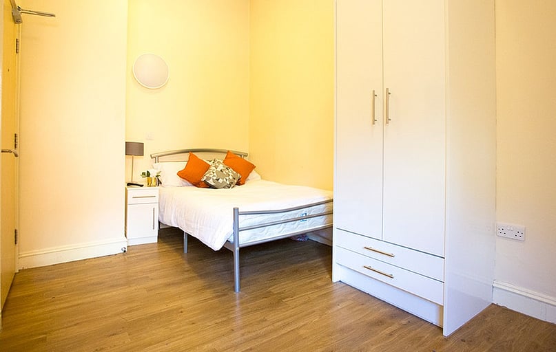 Gold 1 Bed Apartment, Daisybank Villas, 5-7 Anson Road, Fallowfield, Manchester - Image 1