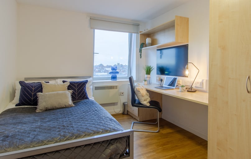 Silver Ensuite, The Glasshouse, Union Road, City Centre, Nottingham - Image 1