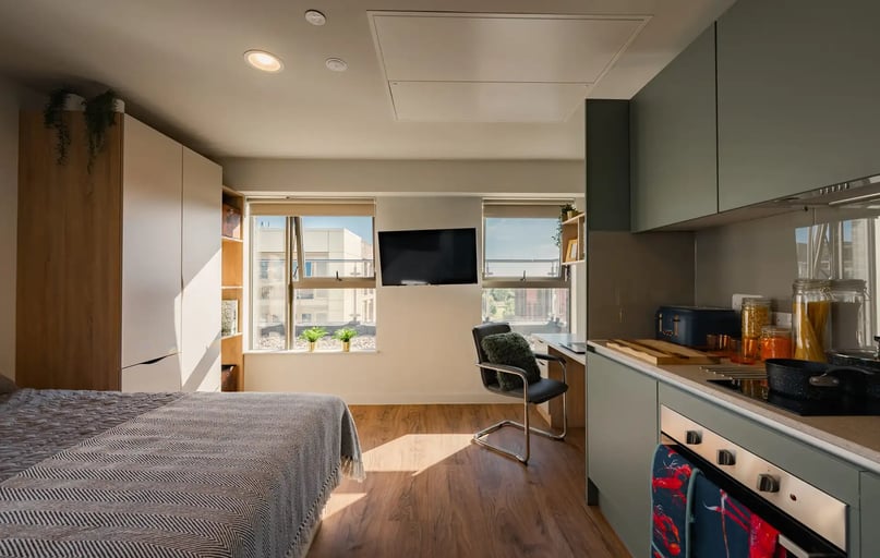 Silver Studio, Redgate, Traffic Street, Castle Boulevard, Nottingham - Image 1