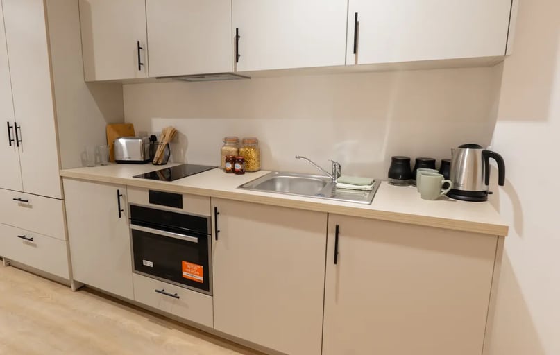 Luxe Studio, Telephone House, 15 West Bell Street, Near University, Dundee - Image 1