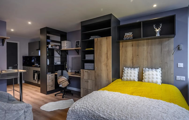 6 Bed Classic Ensuite, Carters Yard, 14-16 Dumbarton Road, City Centre, Stirling - Image 1