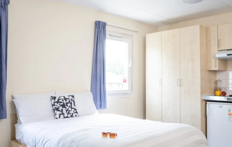 Platinum Studio, McMillan Student Village, Creek Road, Greenwich, London - Image 1