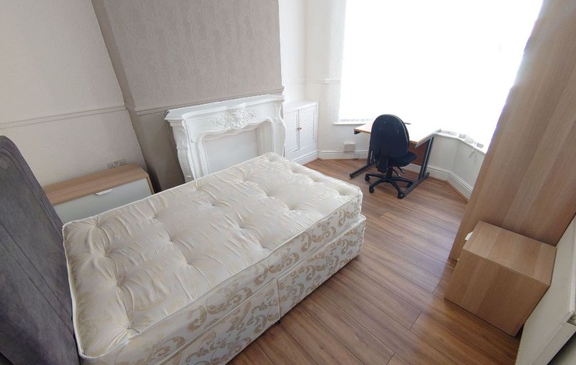 Edinburgh Road, Kensington, Liverpool - Image 1