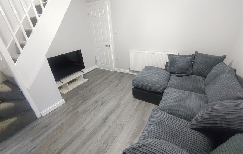 Broadwood Street, Wavertree, Liverpool - Image 1