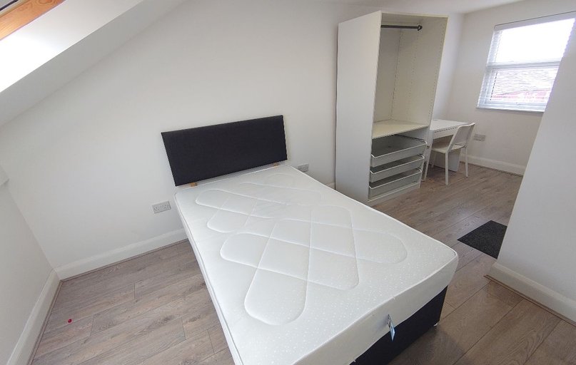 Binns Road, Old Swan, Liverpool - Image 1