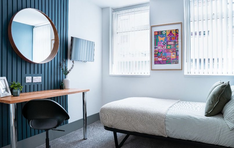 19 Great Crosshall Street, City Centre, Liverpool - Image 1