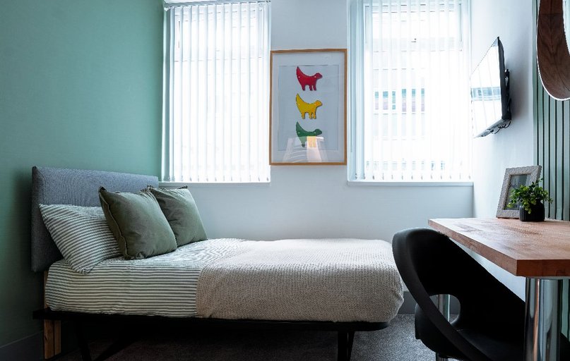 19 Great Crosshall Street, City Centre, Liverpool - Image 1