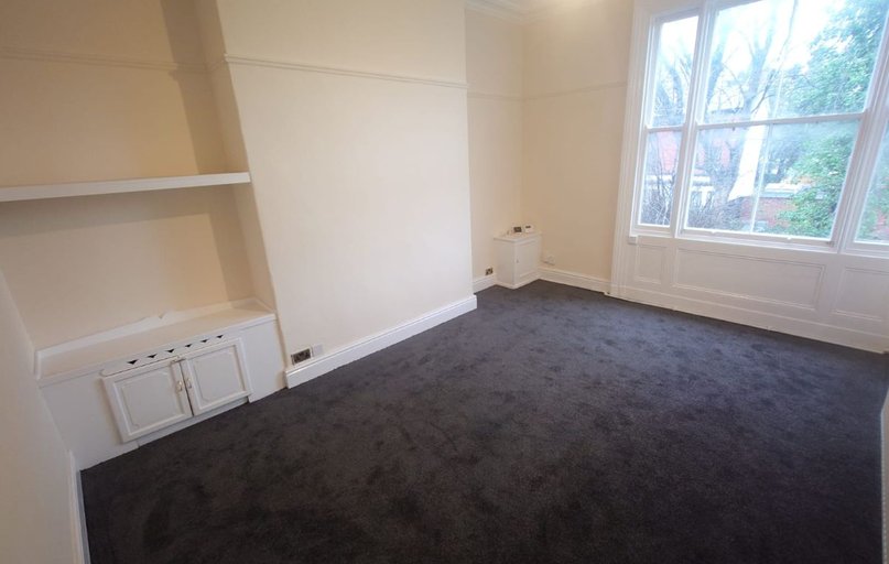 Flat 2, 38 Woburn Hill, Stoneycroft, Liverpool - Image 1
