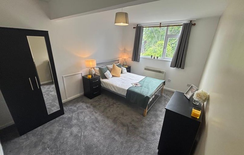 9 North Grange Road, Headingley, Leeds - Image 1