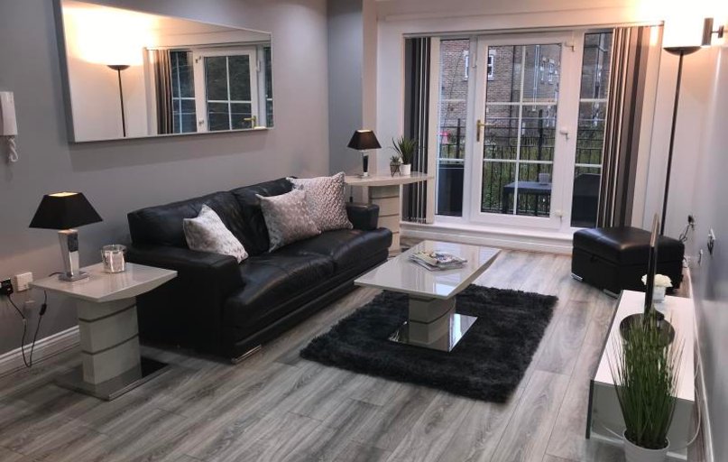 Carisbrooke Road, West park, Leeds - Image 1