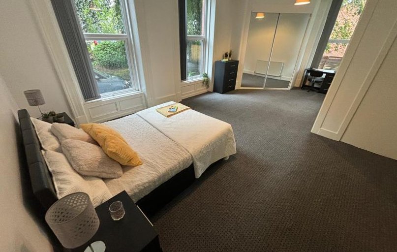 9 North Grange Road, Headingley, Leeds - Image 1