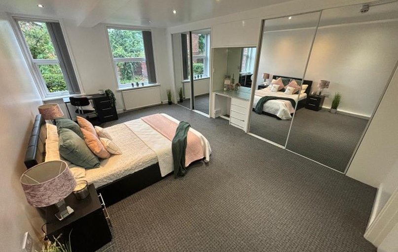 9 North Grange Road, Headingley, Leeds - Image 1