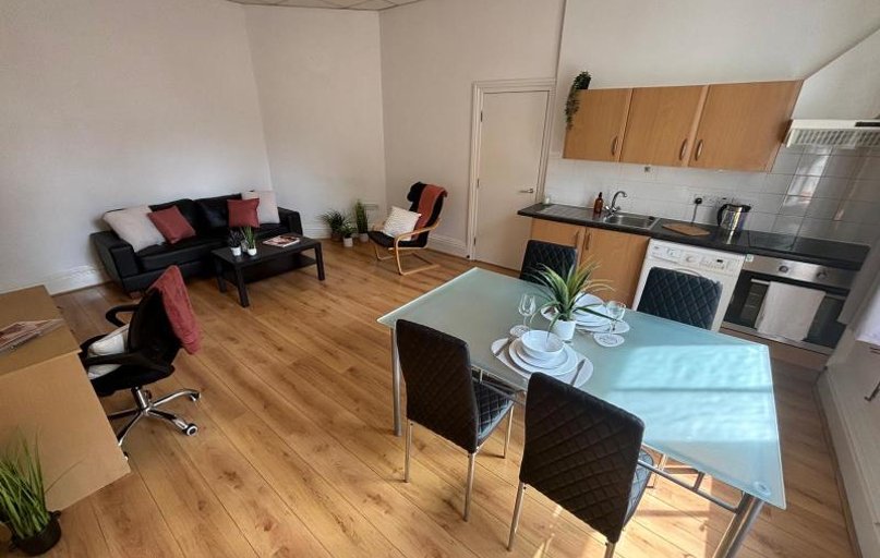 Ridgeway House, Rampart Road, Leeds - Image 1