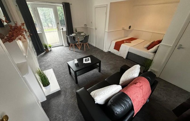 Cumberland Court, Burley, Leeds - Image 1