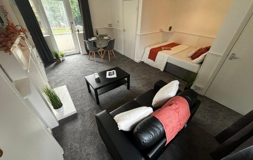 Cumberland Court, Burley, Leeds - Image 1