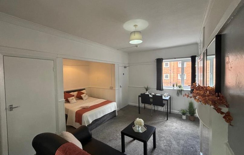 Cumberland Court, Burley, Leeds - Image 1